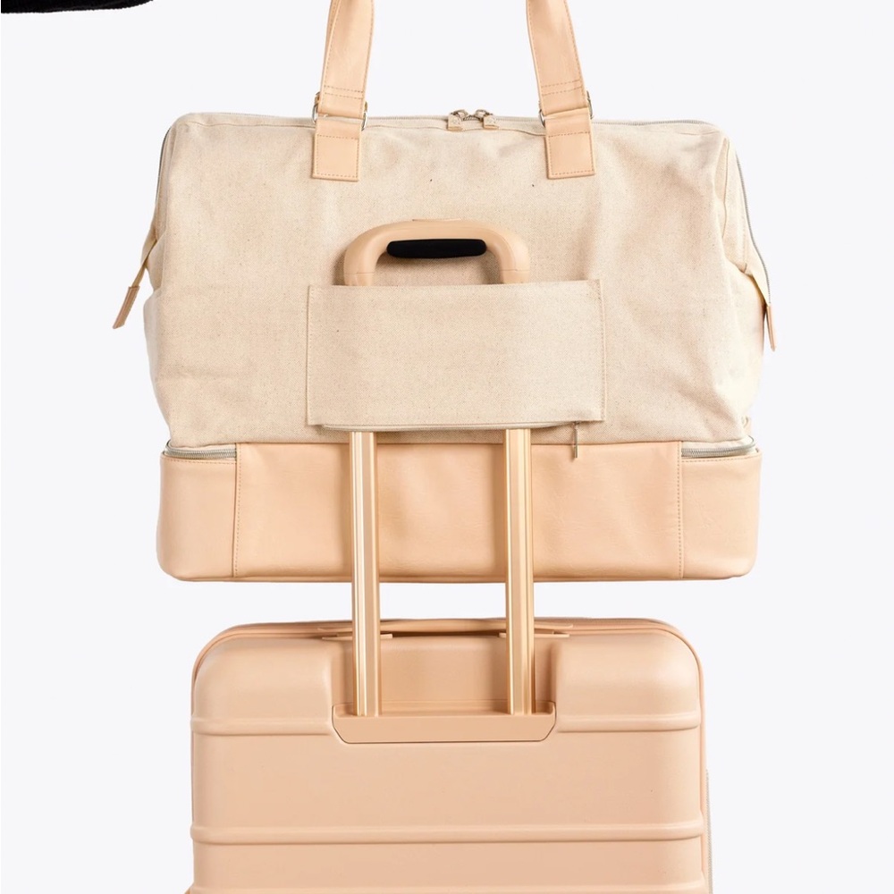 Beis The Weekender in Beige Travel cream tote shoulder bag purse Crossbody Strap